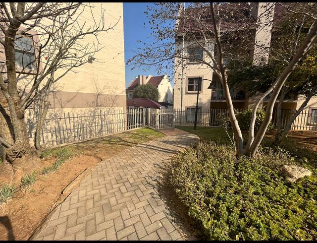 1 bed property to rent in SUNDOWNER